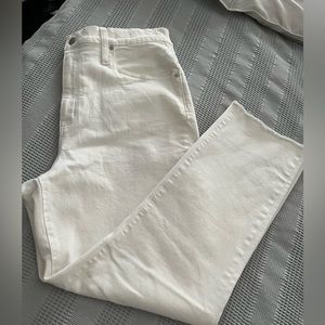 Madewell high rise slim crop boyjean-white